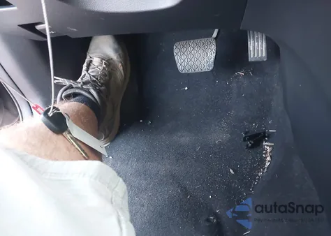 2013 Mazda Mazda3 I Sv из США, поврежденный, VIN JM1BL1TF2D1713536